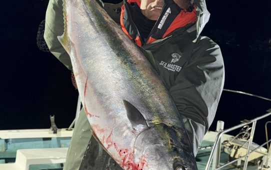 最高の寒鰤浮上！！